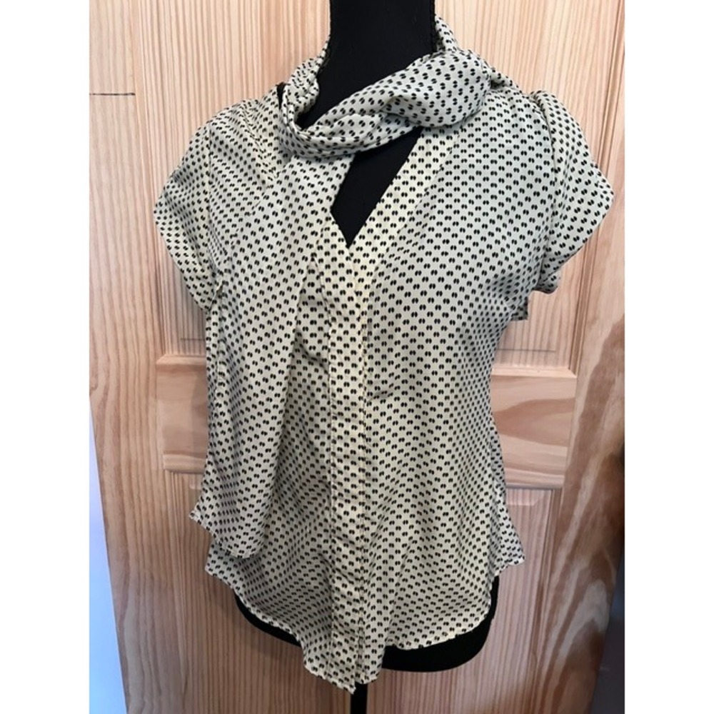 Costa Blanca Collection Blouse Womens XS White Black Scarf Neck Excellent Geo